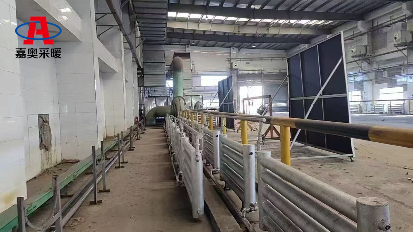 a型光排管散热器安装案例