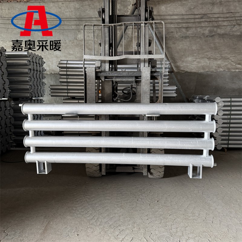 光排管散热器怎么选？A/B型、散热量、材质与安装选型指南